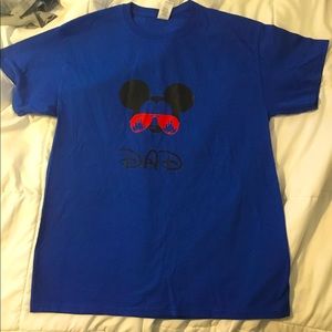 Men’s Disney shirt
